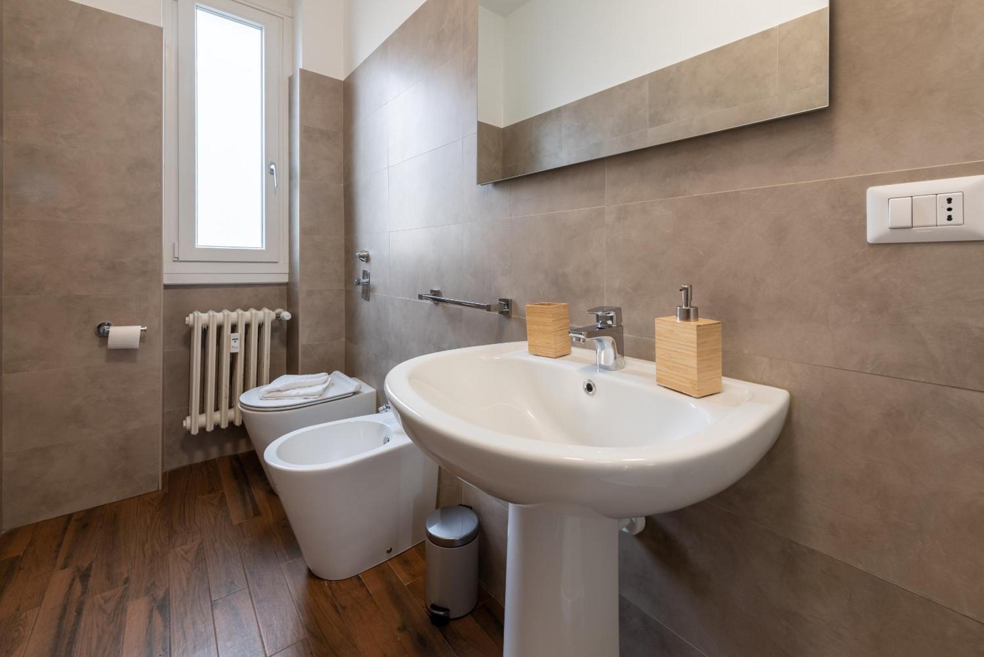 Guest Planet - Bicocca Suites Milano Exterior photo